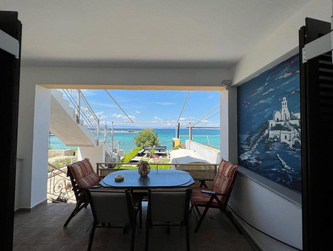 Ελένη Apartment Megalochori  Bagian luar foto