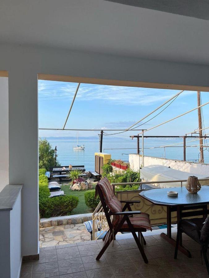 Ελένη Apartment Megalochori  Bagian luar foto